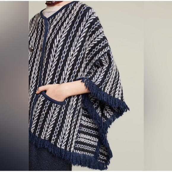 Anthropologie Sleeping on Snow Tajo Jacquard Poncho NWT One Size - Picture 4 of 10